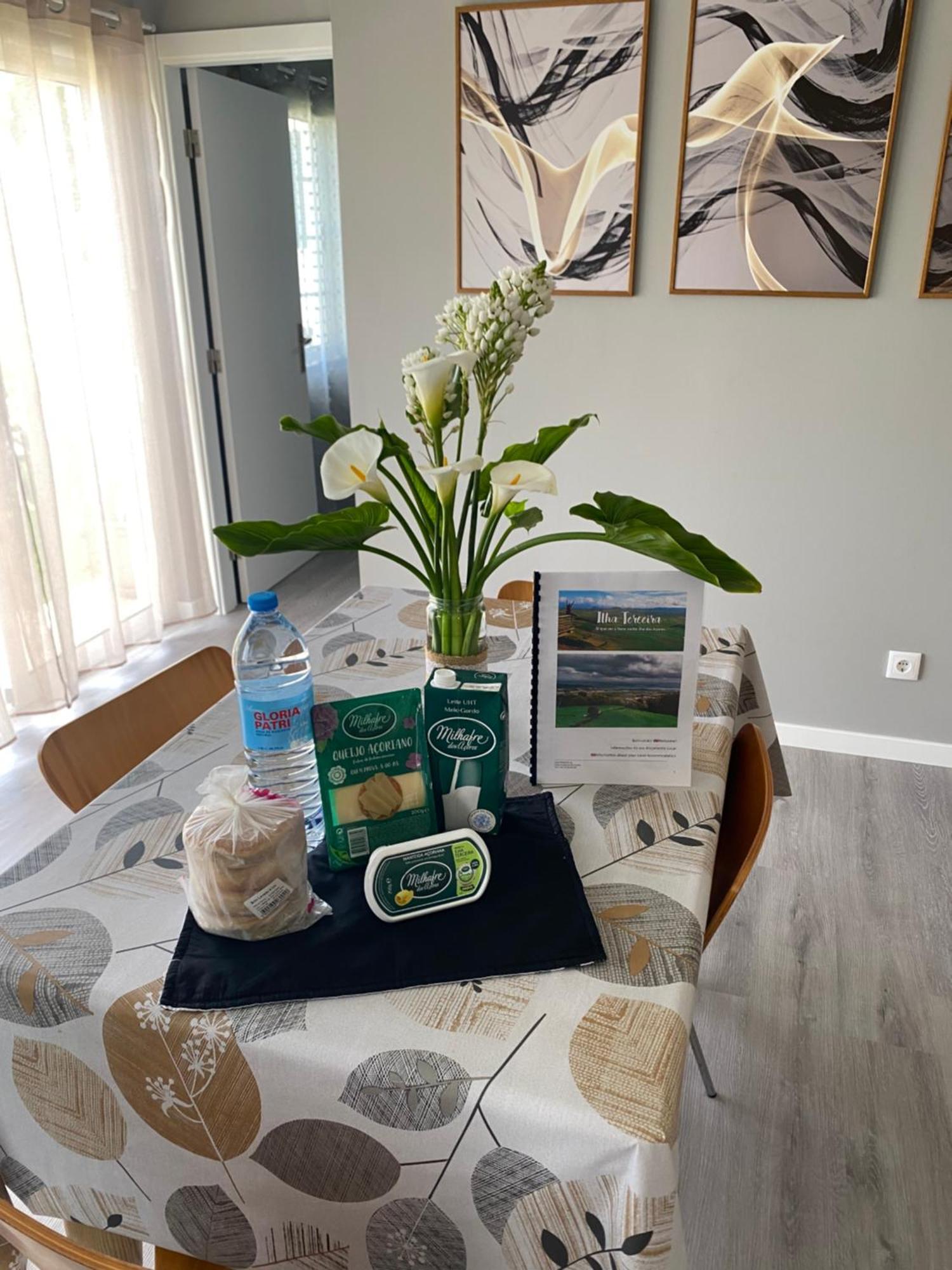 Hortensia'S Al Praia da Vitória Buitenkant foto